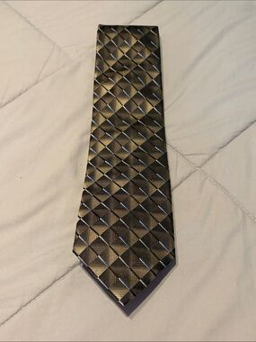 Enro Silk Geometric Pattern Men's Tie in Black and Gold